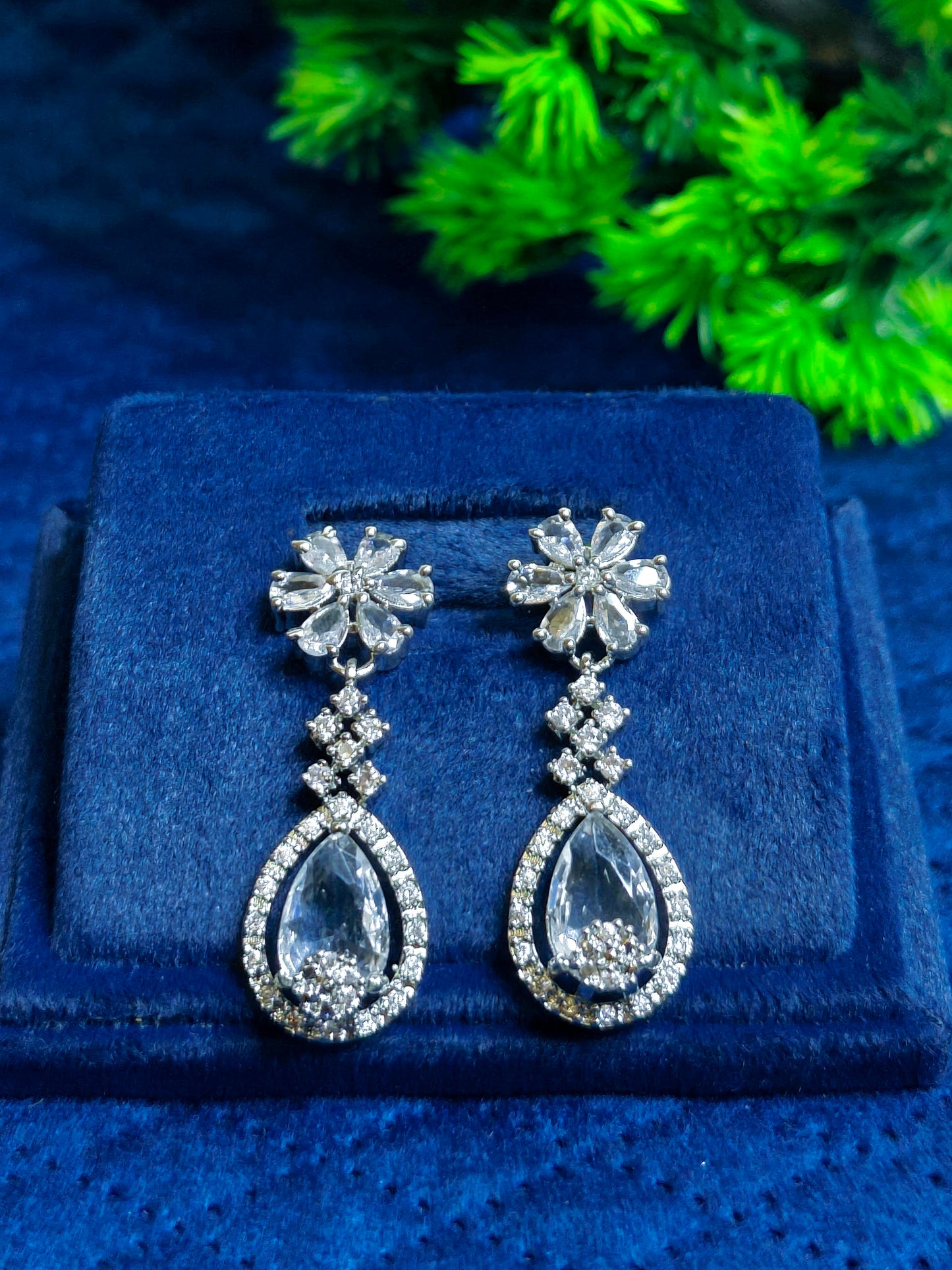 Luxury Crystal Drop American Diamond Necklace Set (MAN06)