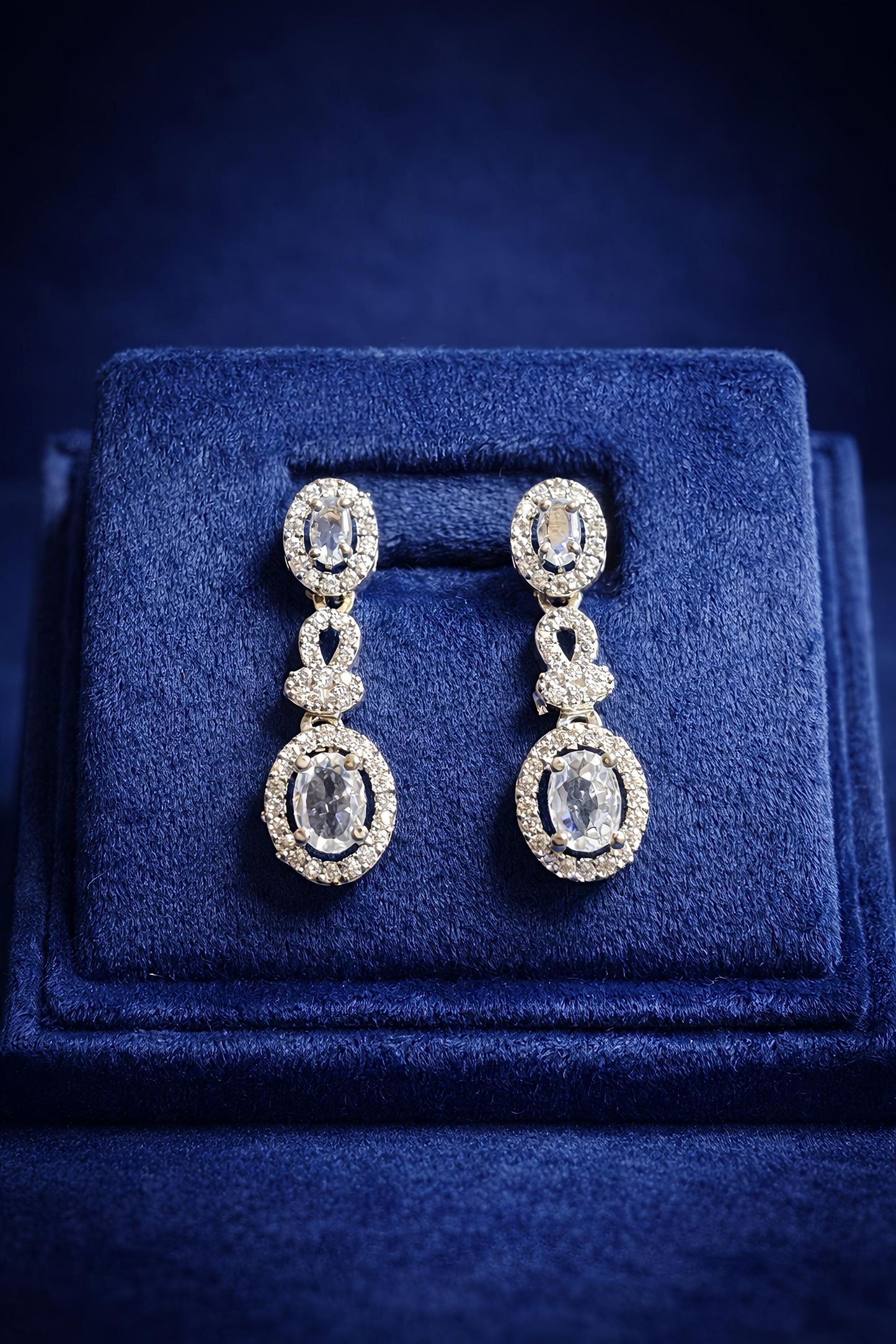 Elegant American Diamond Necklace Set (MAN18)