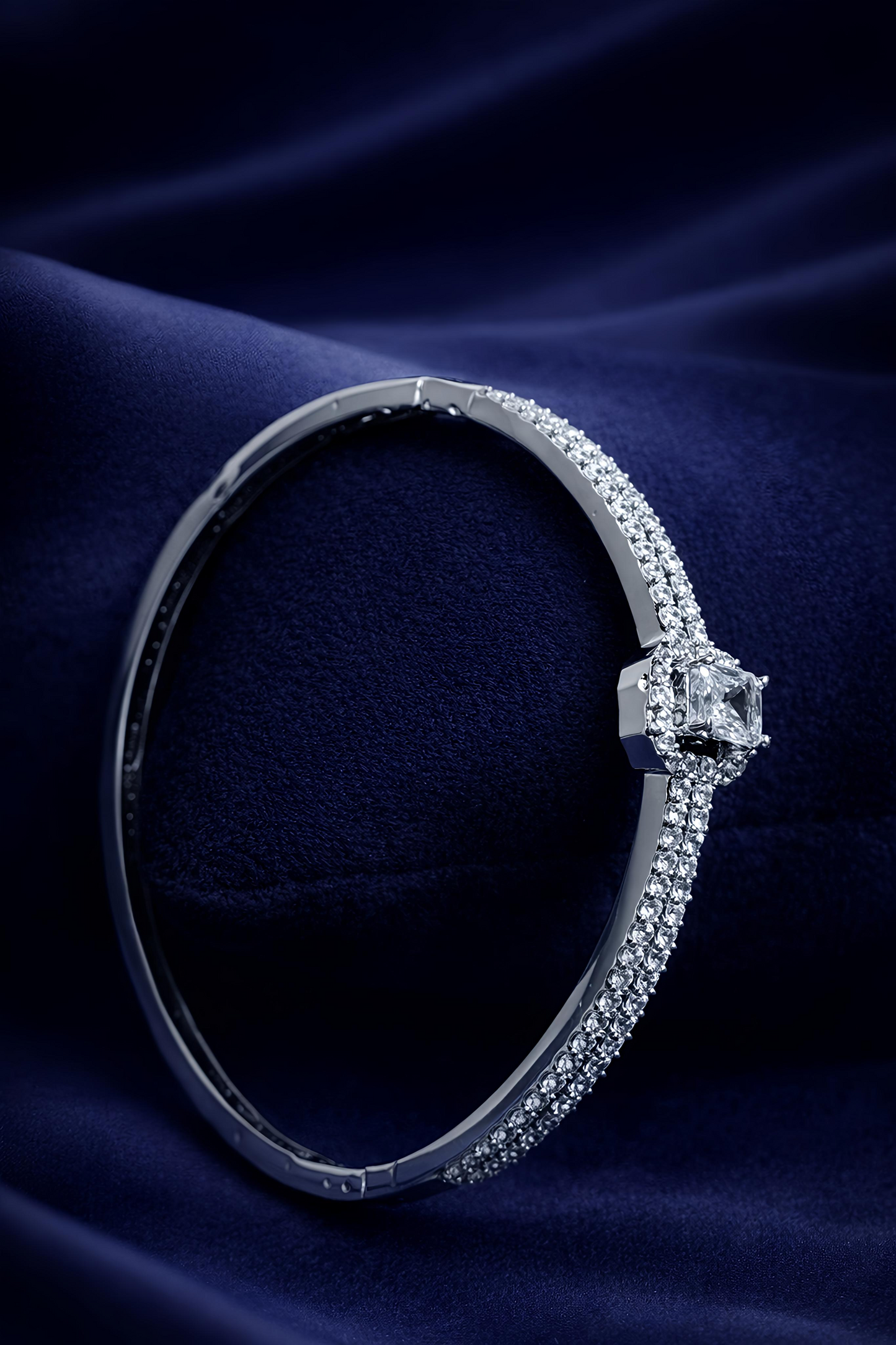 Elegant White Crystal Solitaire Bracelet for Women (BAR10)