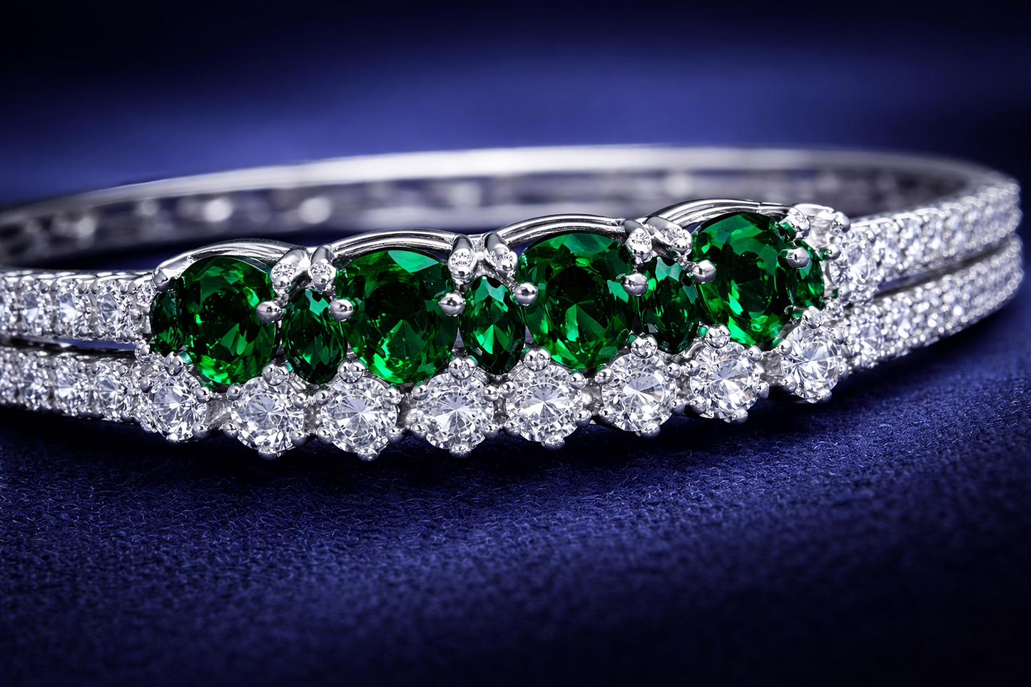 Royal Emerald Green Bracelet with Crystal Detailing (BAR4)
