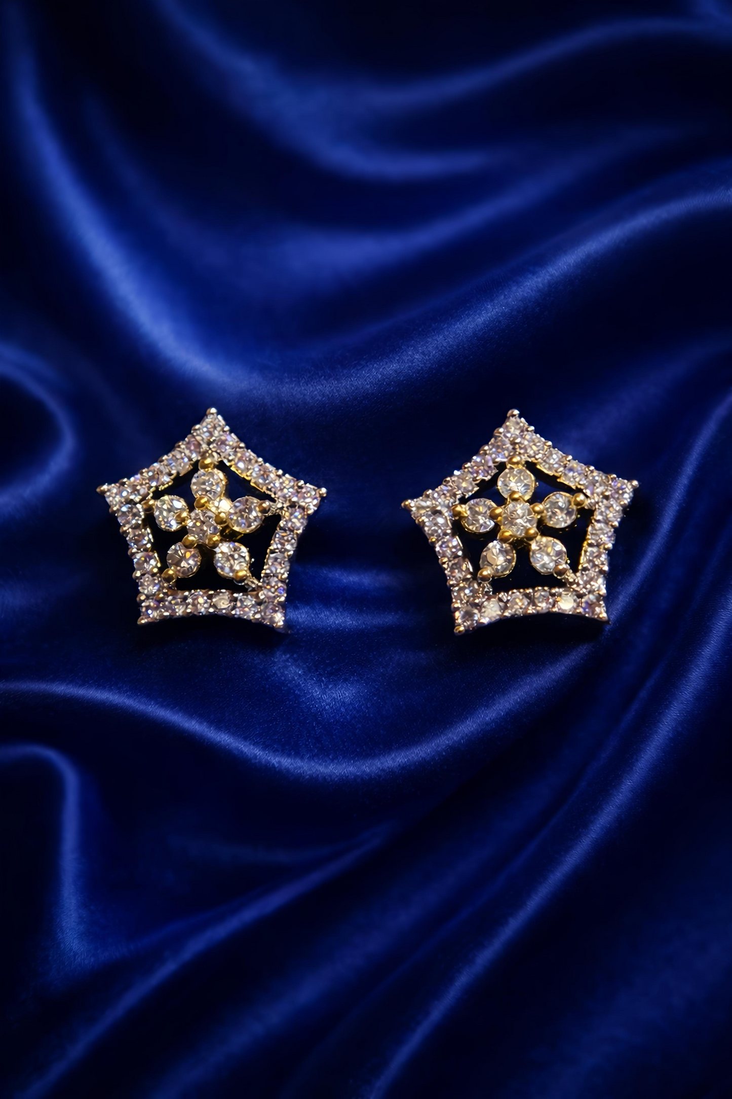 Elegant Gold Plated Floral Star Pendant Necklace Set (WPS7)