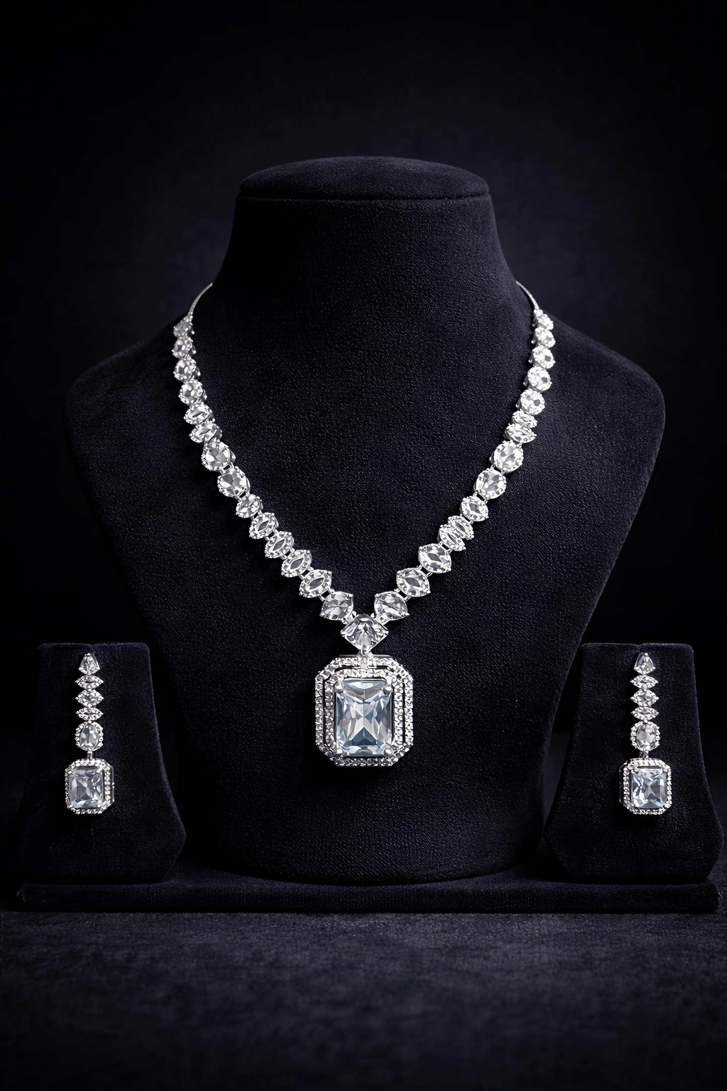Luxury Crystal American Diamond Pendant Set (MAN20)