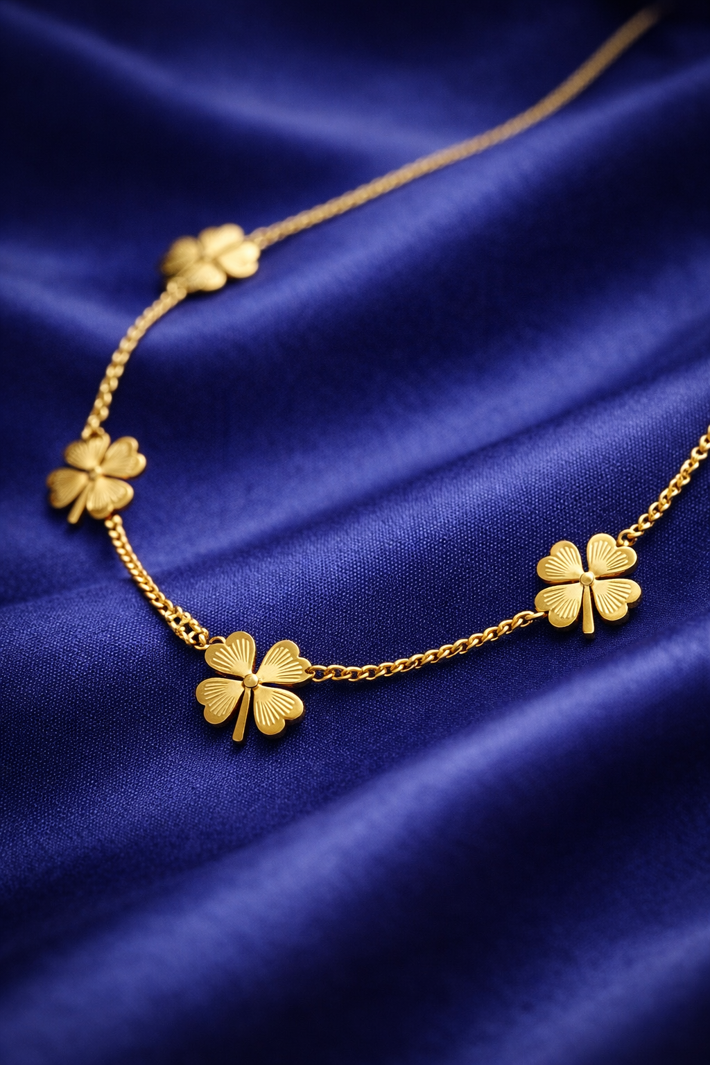 Elegant Gold Plated Clover Charm Necklace (WPS10)