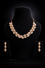 Stylish Gold Plated Leaf Design Necklace Set (MAN12)